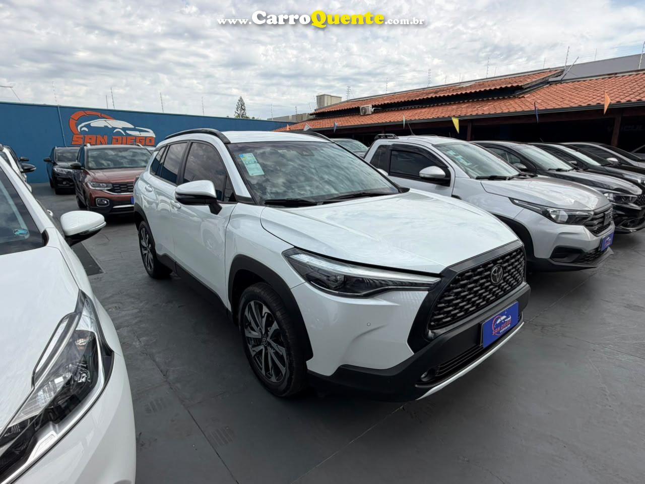 TOYOTA   COROLLA CROSS XRE 2.0 16V FLEX AUT.   BRANCO 2023 2.0 FLEX - Loja