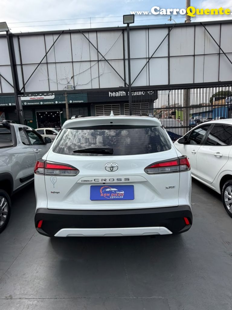 TOYOTA   COROLLA CROSS XRE 2.0 16V FLEX AUT.   BRANCO 2023 2.0 FLEX - Loja