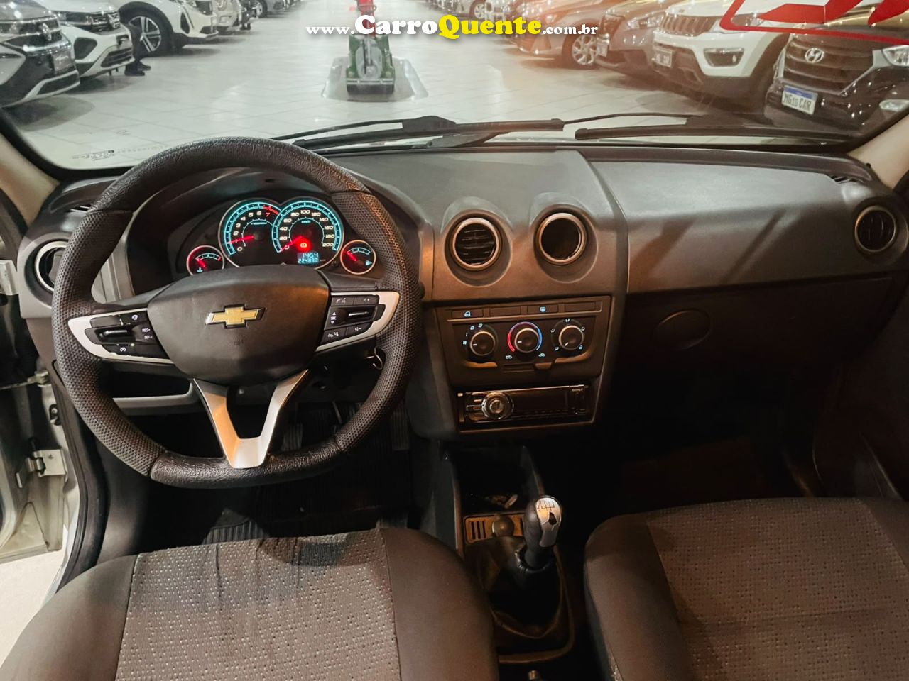 CHEVROLET   CELTA SPIRIT LT 1.0 MPFI 8V FLEXP. 5P   PRATA 2012 1.0 FLEX - Loja