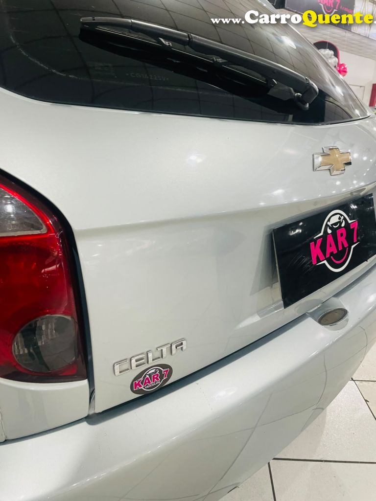 CHEVROLET   CELTA SPIRIT LT 1.0 MPFI 8V FLEXP. 5P   PRATA 2012 1.0 FLEX - Loja