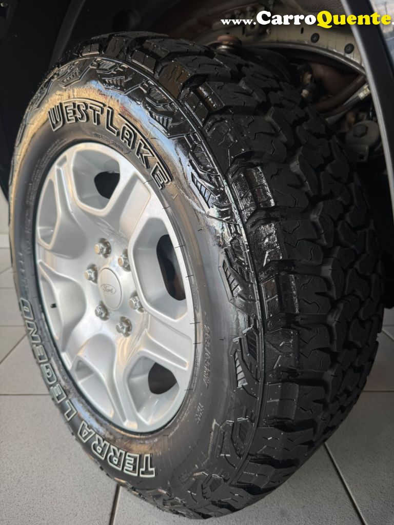 FORD   RANGER XLT 3.2 20V 4X4 CD DIESEL AUT.   PRETO 2017 3.2 DIESEL - Loja