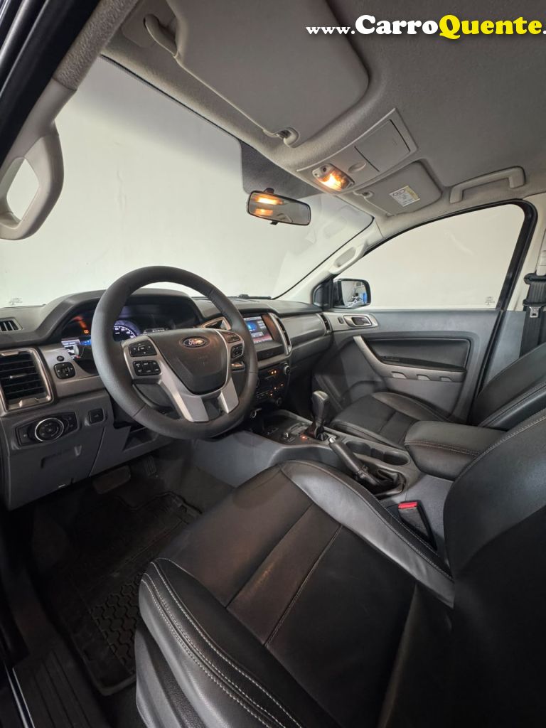 FORD   RANGER XLT 3.2 20V 4X4 CD DIESEL AUT.   PRETO 2017 3.2 DIESEL - Loja