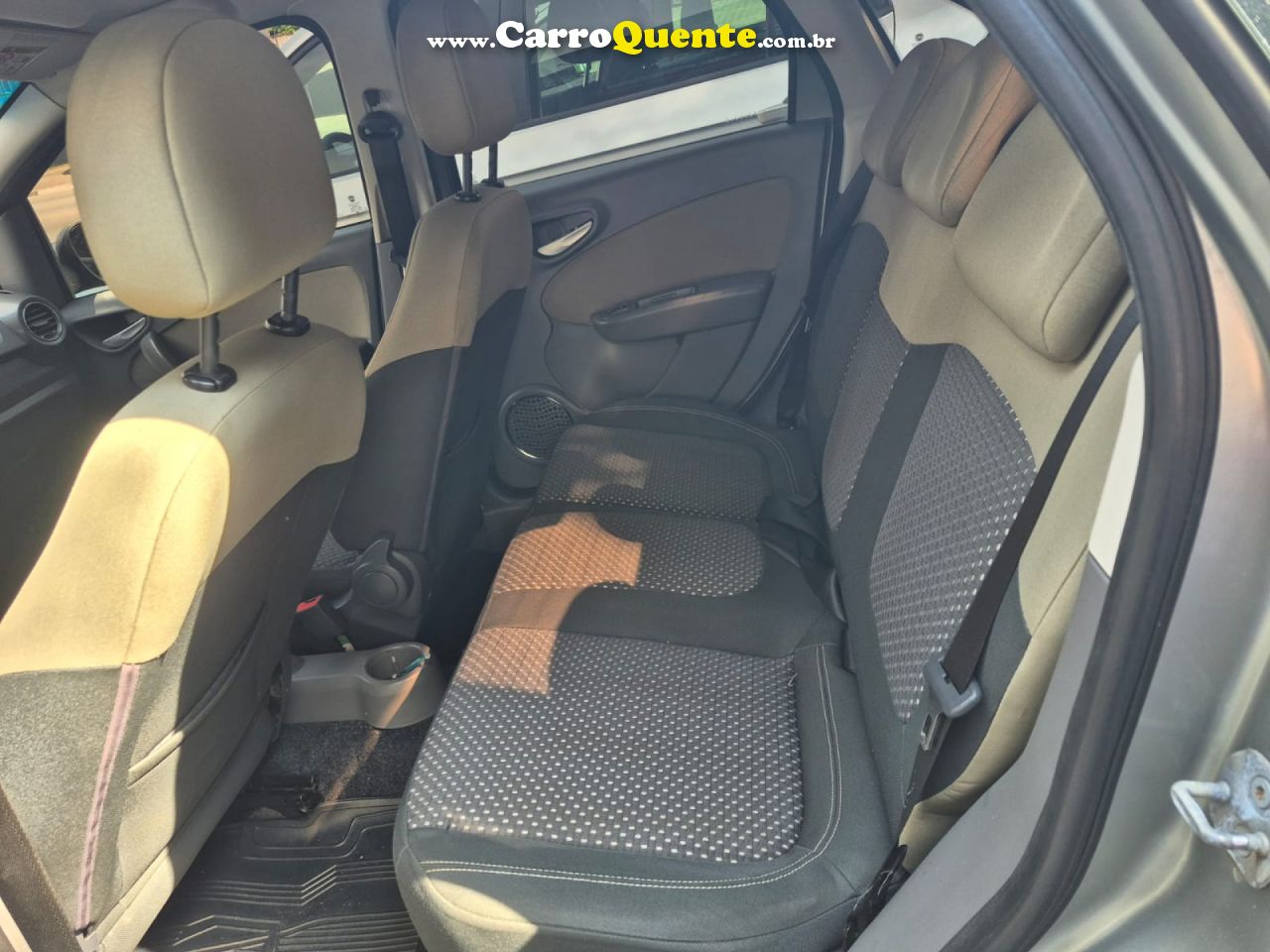 FIAT   GRAND SIENA ESSENCE 1.6 FLEX 16V   CINZA 2016 1.6 FLEX - Loja