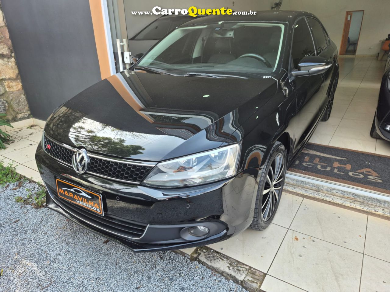 VOLKSWAGEN   JETTA HIGHLINE 2.0 TSI 16V 4P TIPTRONIC   PRETO 2013 2.0 GASOLINA - Loja