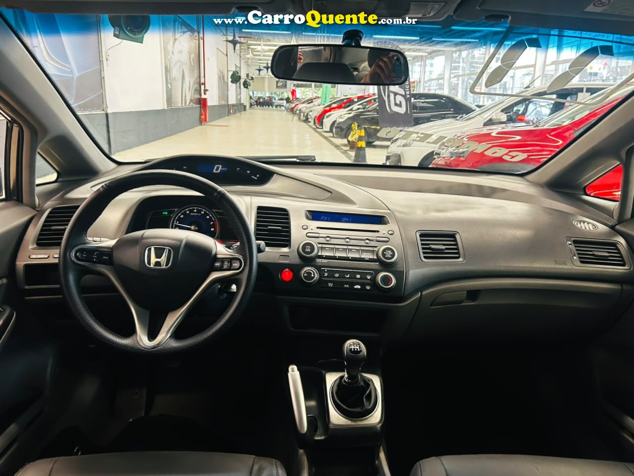 HONDA   CIVIC SEDAN LXS 1.81.8 FLEX 16V MEC. 4P   CINZA 2011 1.8 FLEX - Loja