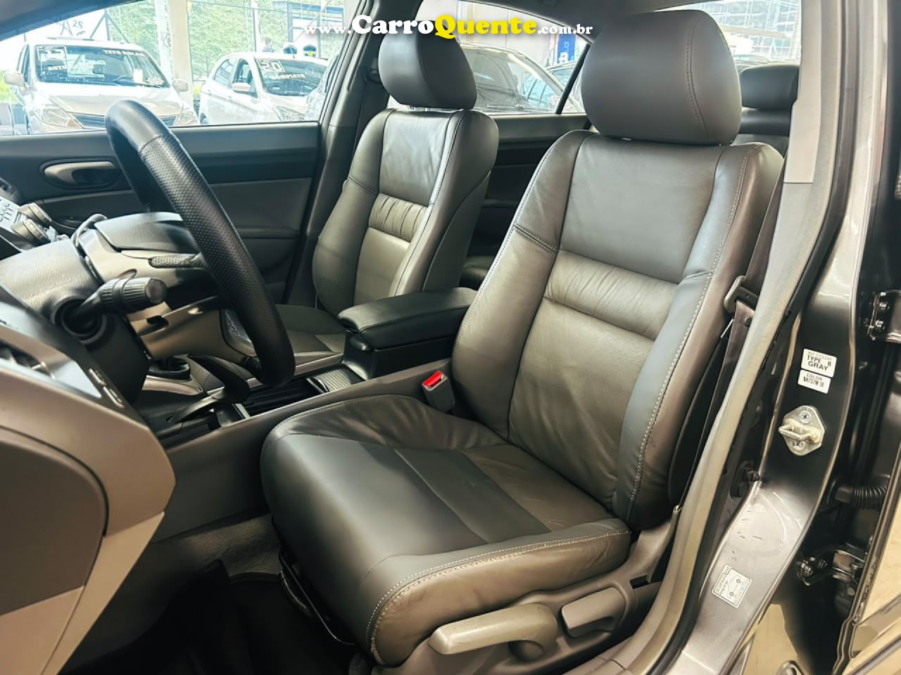 HONDA   CIVIC SEDAN LXS 1.81.8 FLEX 16V MEC. 4P   CINZA 2011 1.8 FLEX - Loja