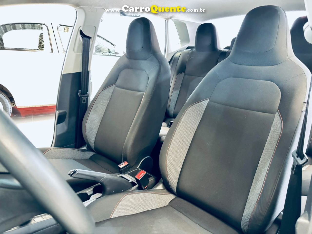 VOLKSWAGEN   POLO TRACK 1.0 FLEX 12V 5P   BRANCO 2024 1.0 FLEX - Loja