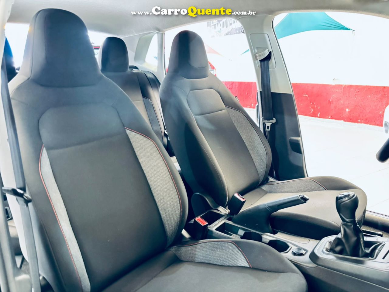VOLKSWAGEN   POLO TRACK 1.0 FLEX 12V 5P   BRANCO 2024 1.0 FLEX - Loja