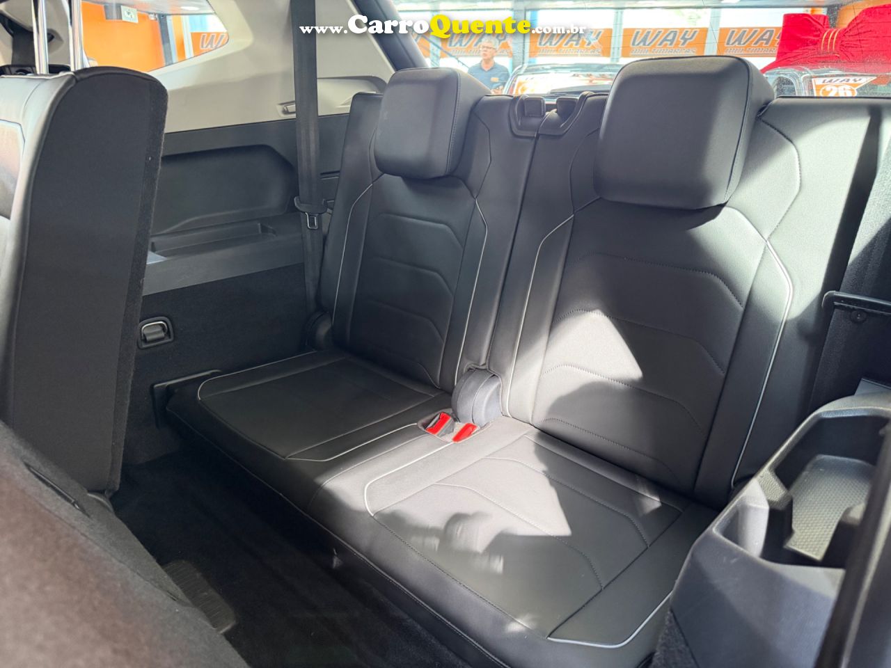 VOLKSWAGEN TIGUAN 1.4 250 TSI TOTAL ALLSPACE COMFORTLINE 2018 - Loja