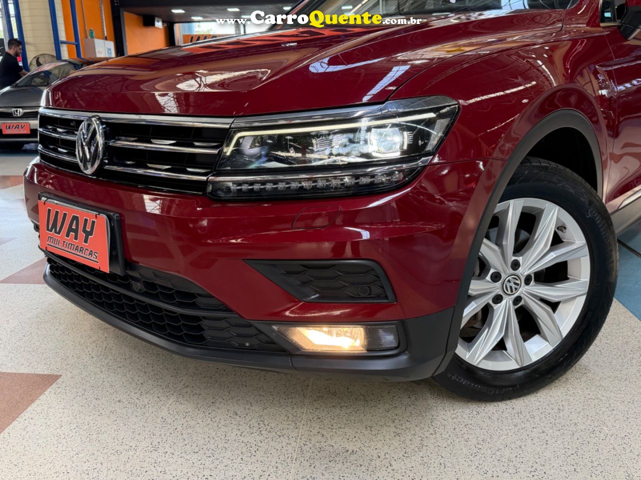 VOLKSWAGEN TIGUAN 1.4 250 TSI TOTAL ALLSPACE COMFORTLINE 2018 - Loja