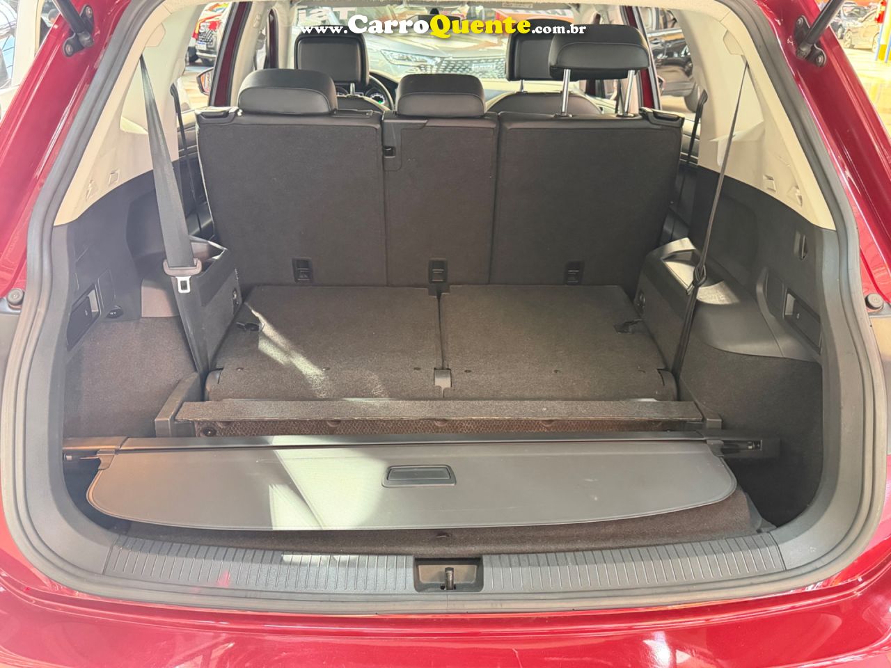 VOLKSWAGEN TIGUAN 1.4 250 TSI TOTAL ALLSPACE COMFORTLINE 2018 - Loja