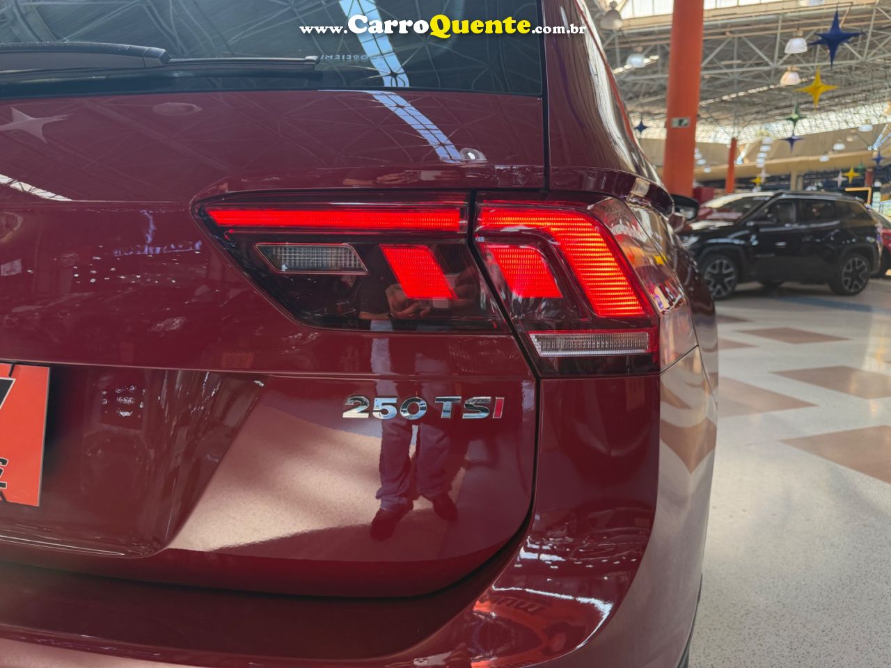 VOLKSWAGEN TIGUAN 1.4 250 TSI TOTAL ALLSPACE COMFORTLINE 2018 - Loja
