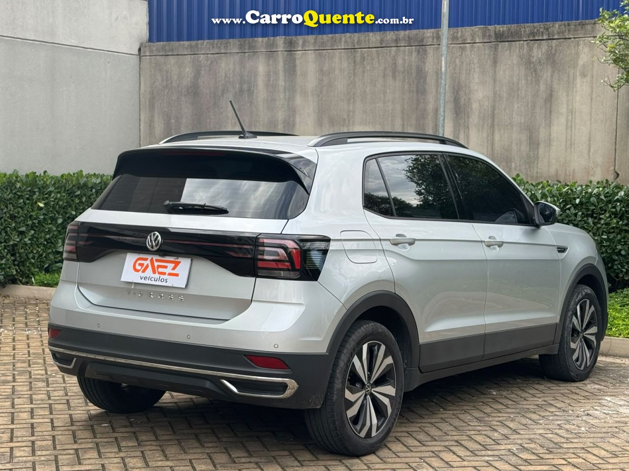 VOLKSWAGEN T-CROSS 1.0 200 TSI TOTAL COMFORTLINE 2021 - Loja
