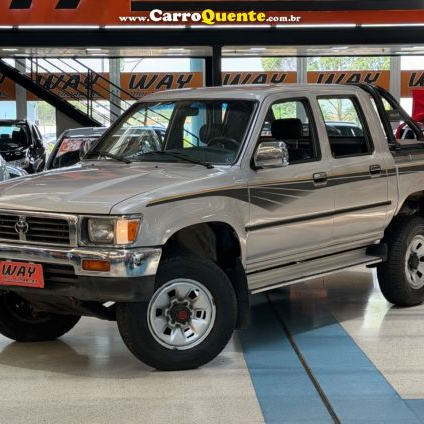 TOYOTA HILUX 2.8 DLX 4X4 CD 8V 2000