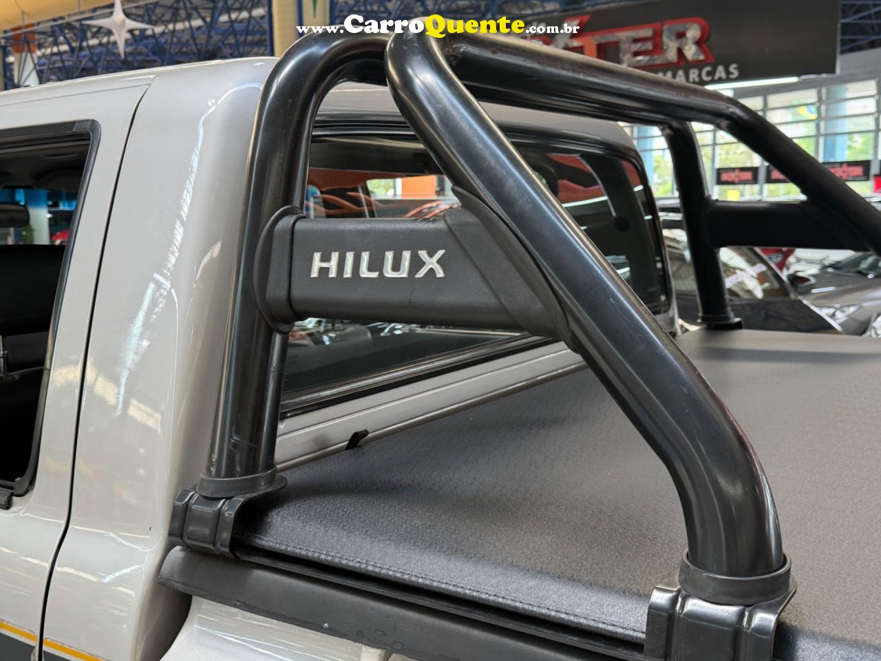 TOYOTA HILUX 2.8 DLX 4X4 CD 8V 2000 - Loja