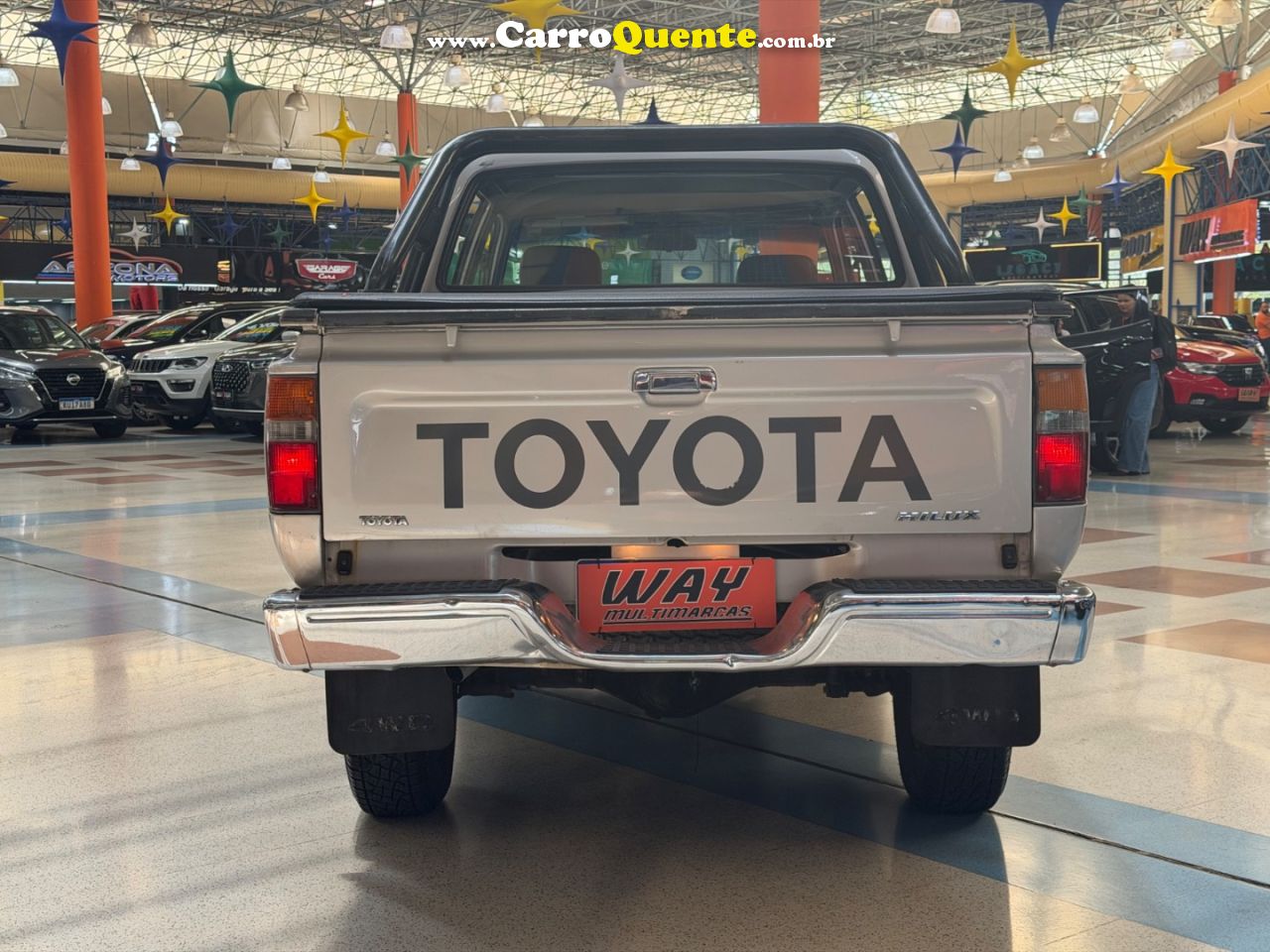 TOYOTA HILUX 2.8 DLX 4X4 CD 8V 2000 - Loja