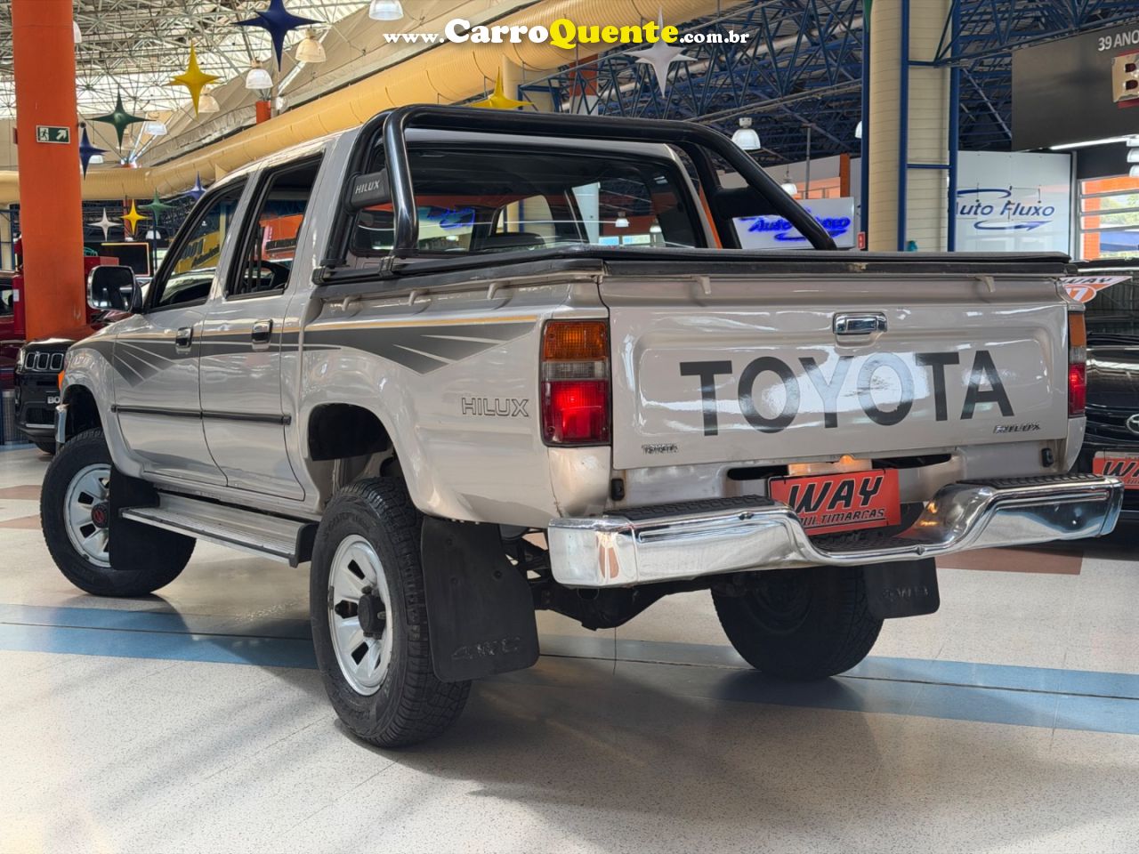 TOYOTA HILUX 2.8 DLX 4X4 CD 8V 2000 - Loja