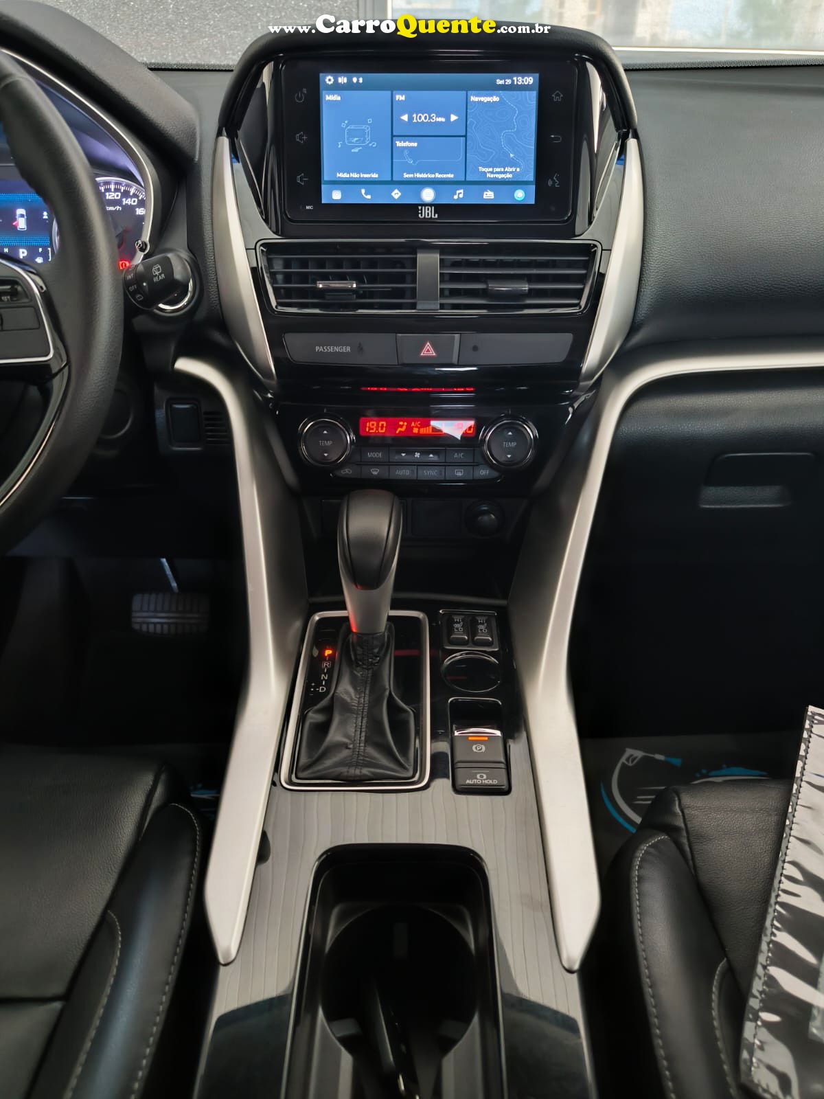 MITSUBISHI ECLIPSE CROSS 1.5 MIVEC TURBO HPE 2024/2025 - Loja