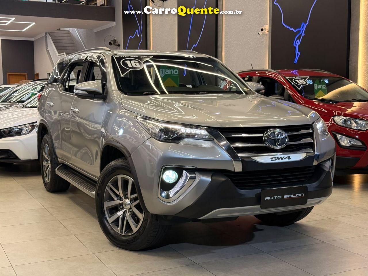 TOYOTA HILUX SW4 SRX 2.8 TURBO DIESEL 4X4 2016 - Loja