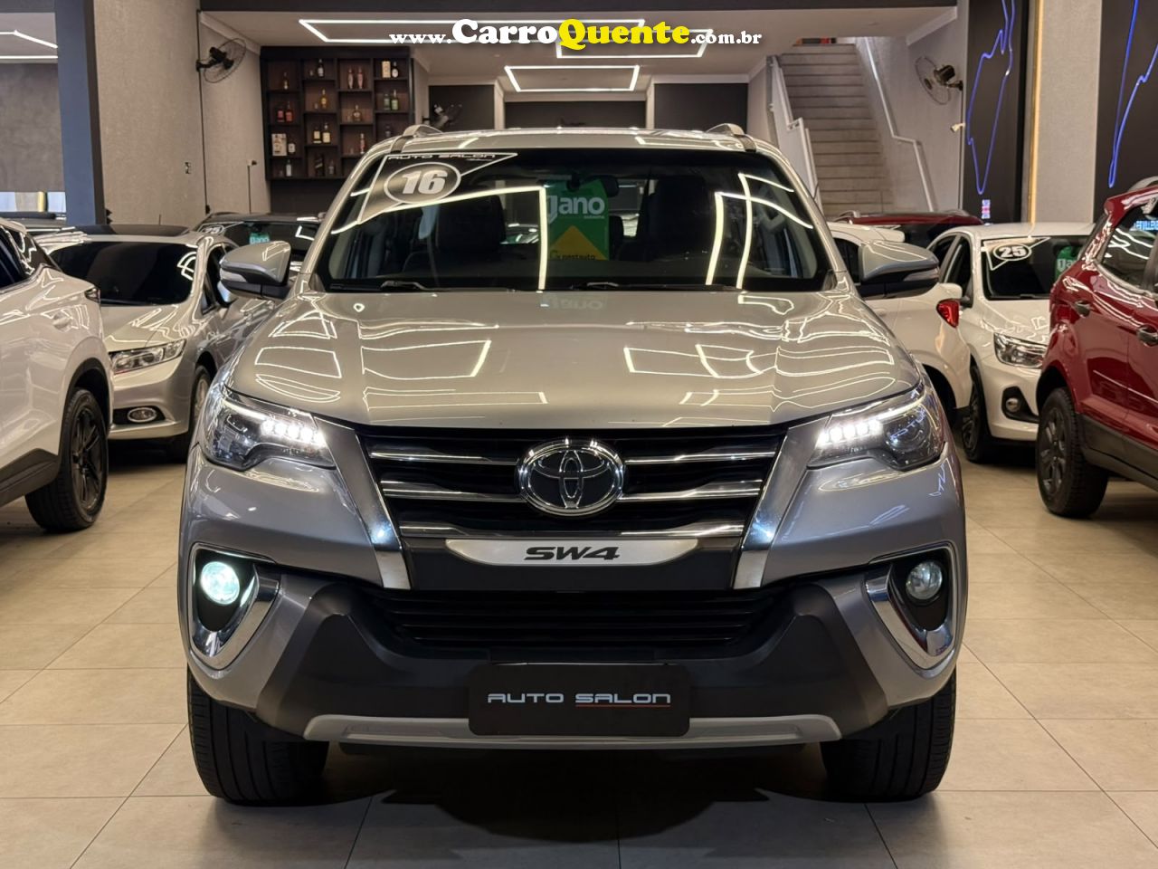 TOYOTA HILUX SW4 SRX 2.8 TURBO DIESEL 4X4 2016 - Loja