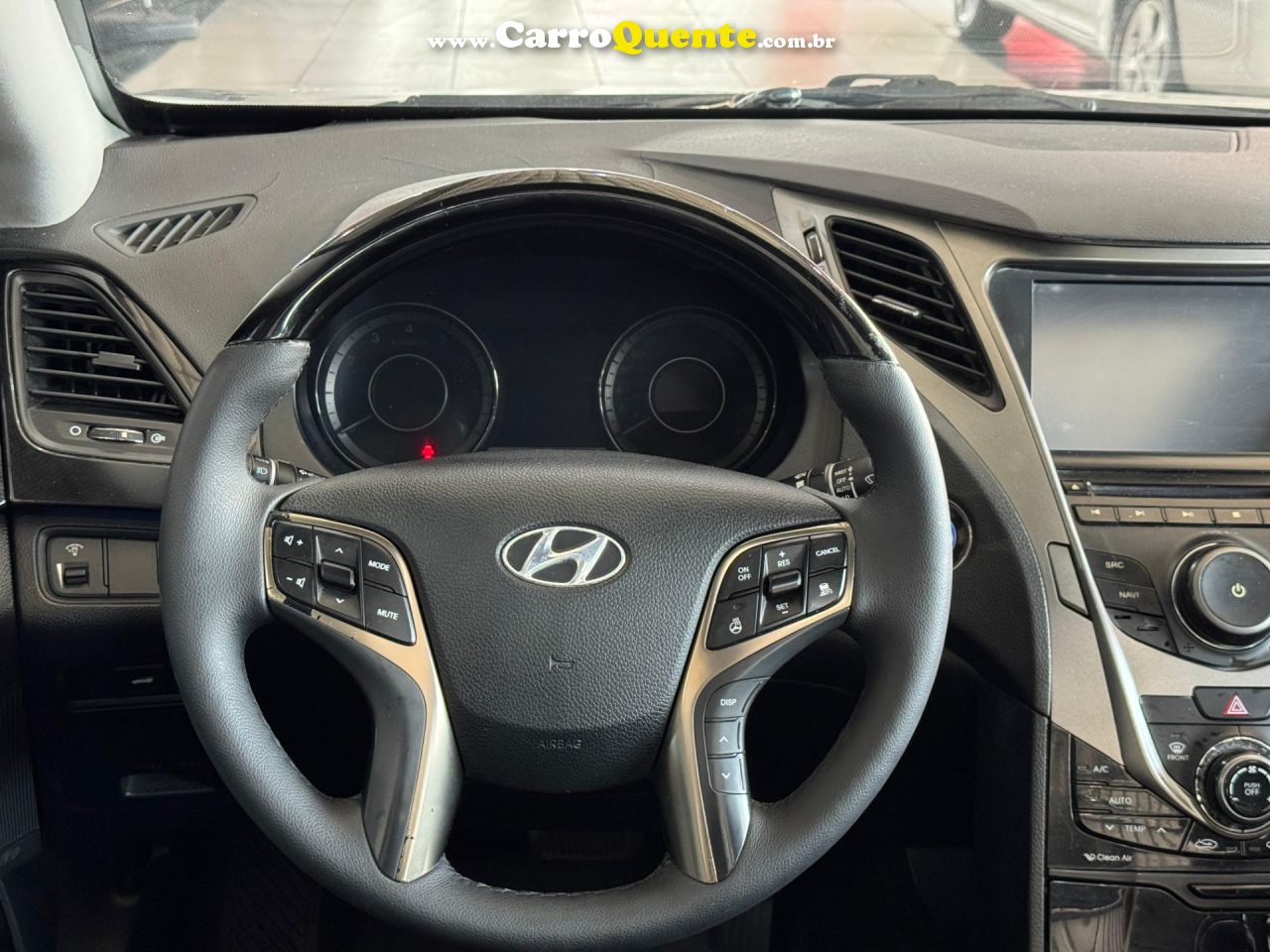 HYUNDAI AZERA 3.0 MPFI GLS V6 24V 2013 - Loja