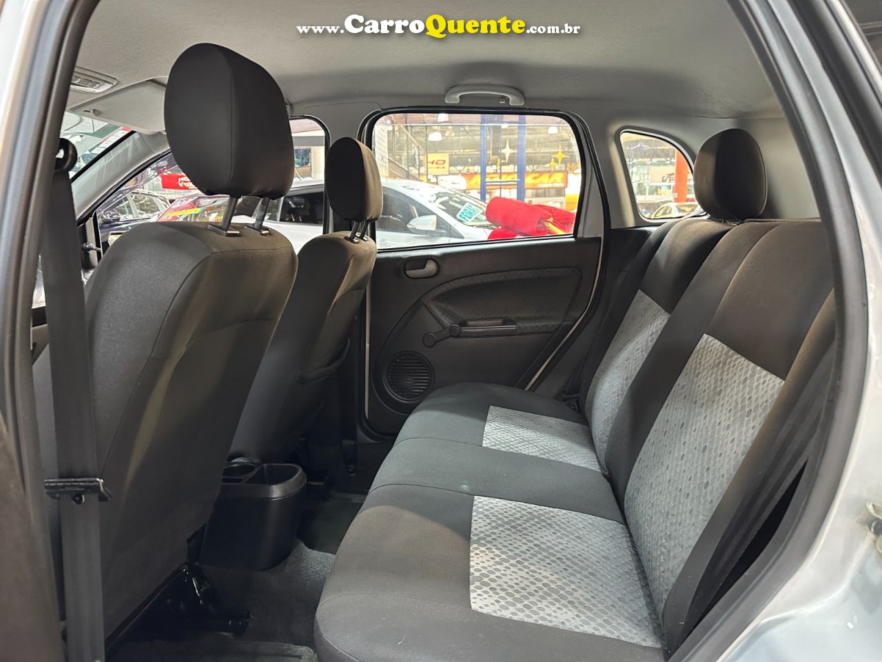 FORD FIEST 2014 - Loja