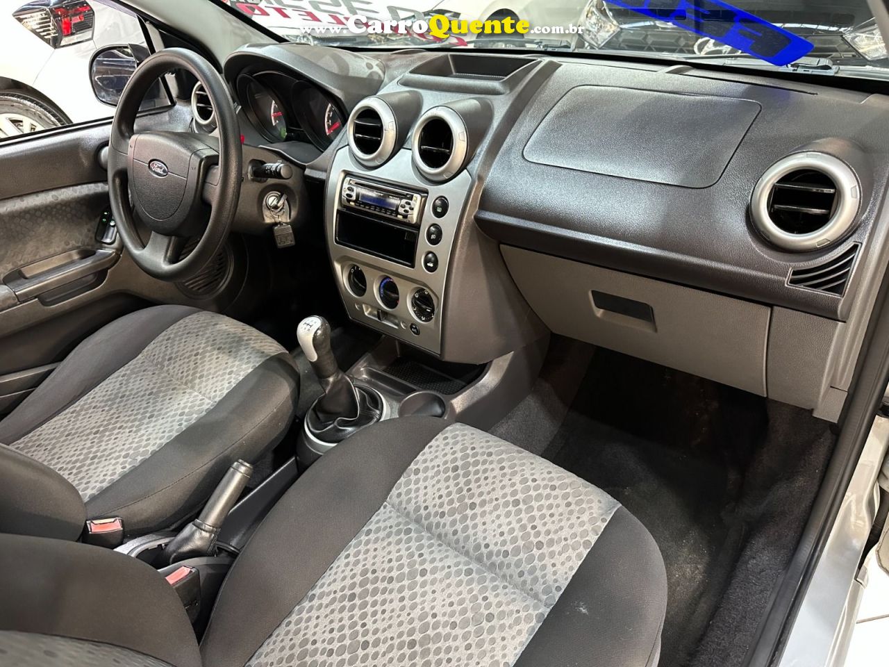 FORD FIEST 2014 - Loja