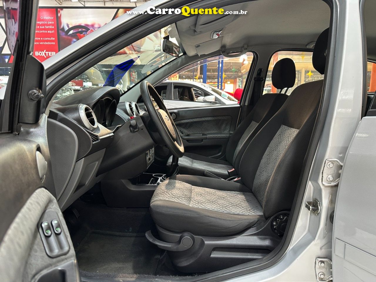 FORD FIEST 2014 - Loja