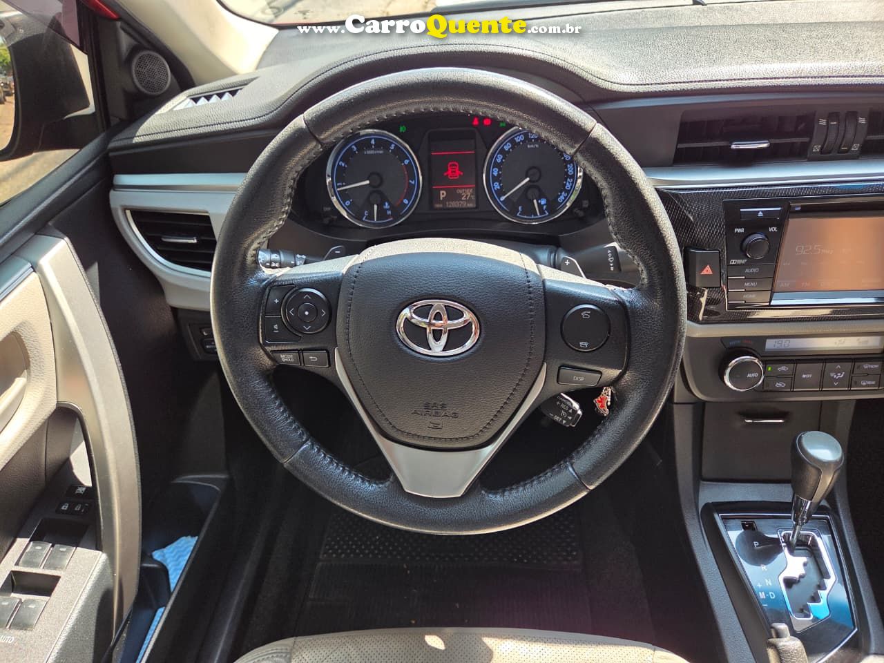 TOYOTA COROLLA 2.0 XEI 2015 - Loja