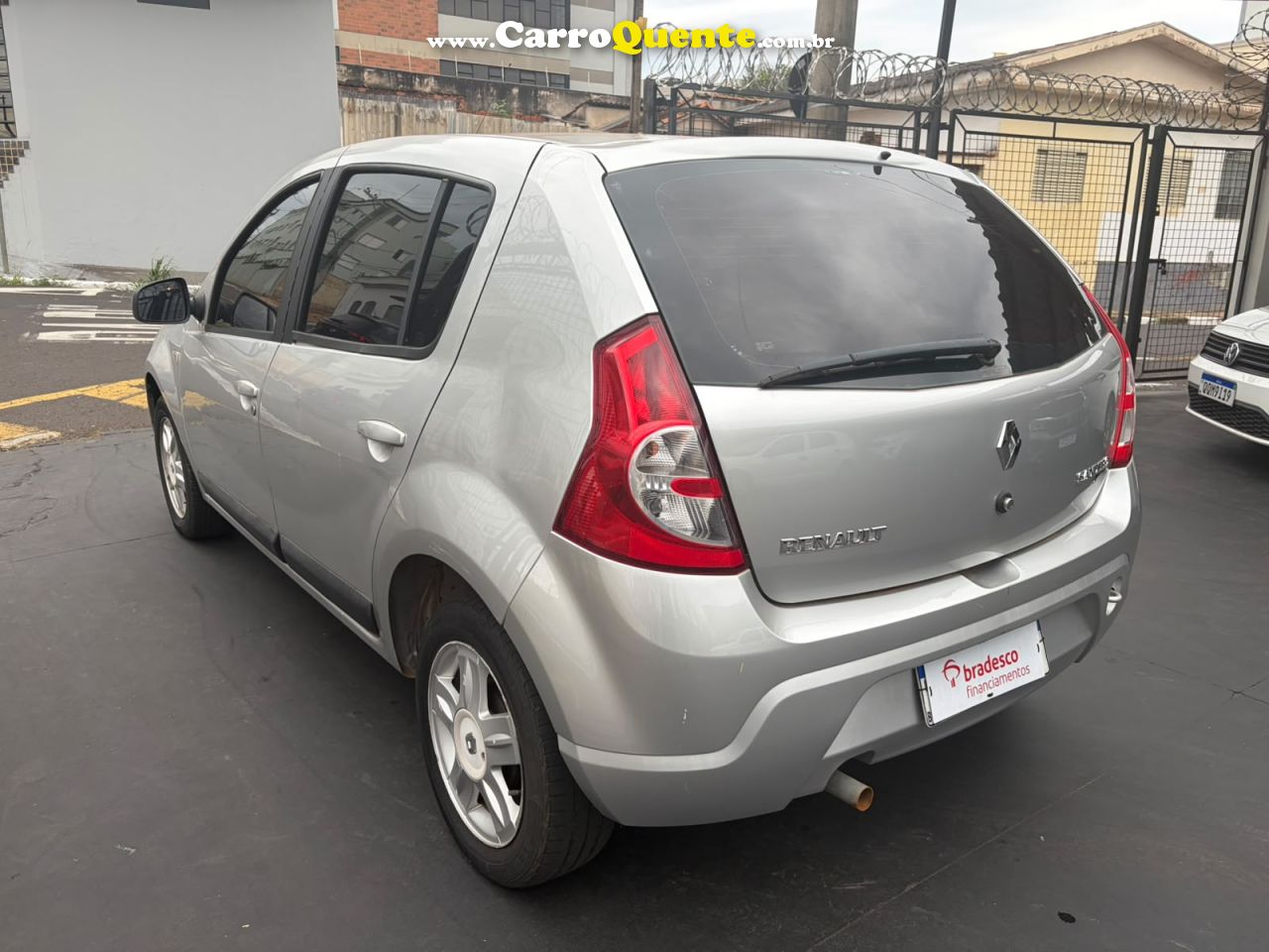RENAULT SANDERO 1.6 PRIVILEGE 8V 2011 - Loja
