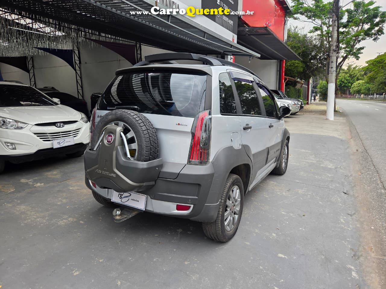FIAT IDEA 1.8 MPI ADVENTURE 16V 2016 - Loja