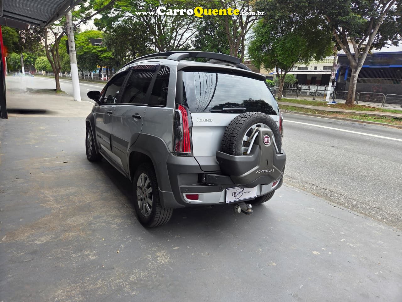 FIAT IDEA 1.8 MPI ADVENTURE 16V 2016 - Loja
