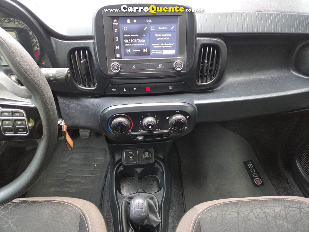 FIAT MOBI 1.0 EVO TREKKING 2023 - Loja