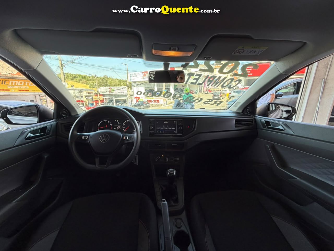 VOLKSWAGEN   POLO TRACK 1.0 FLEX 12V 5P   PRATA 2024 1.0 FLEX - Loja