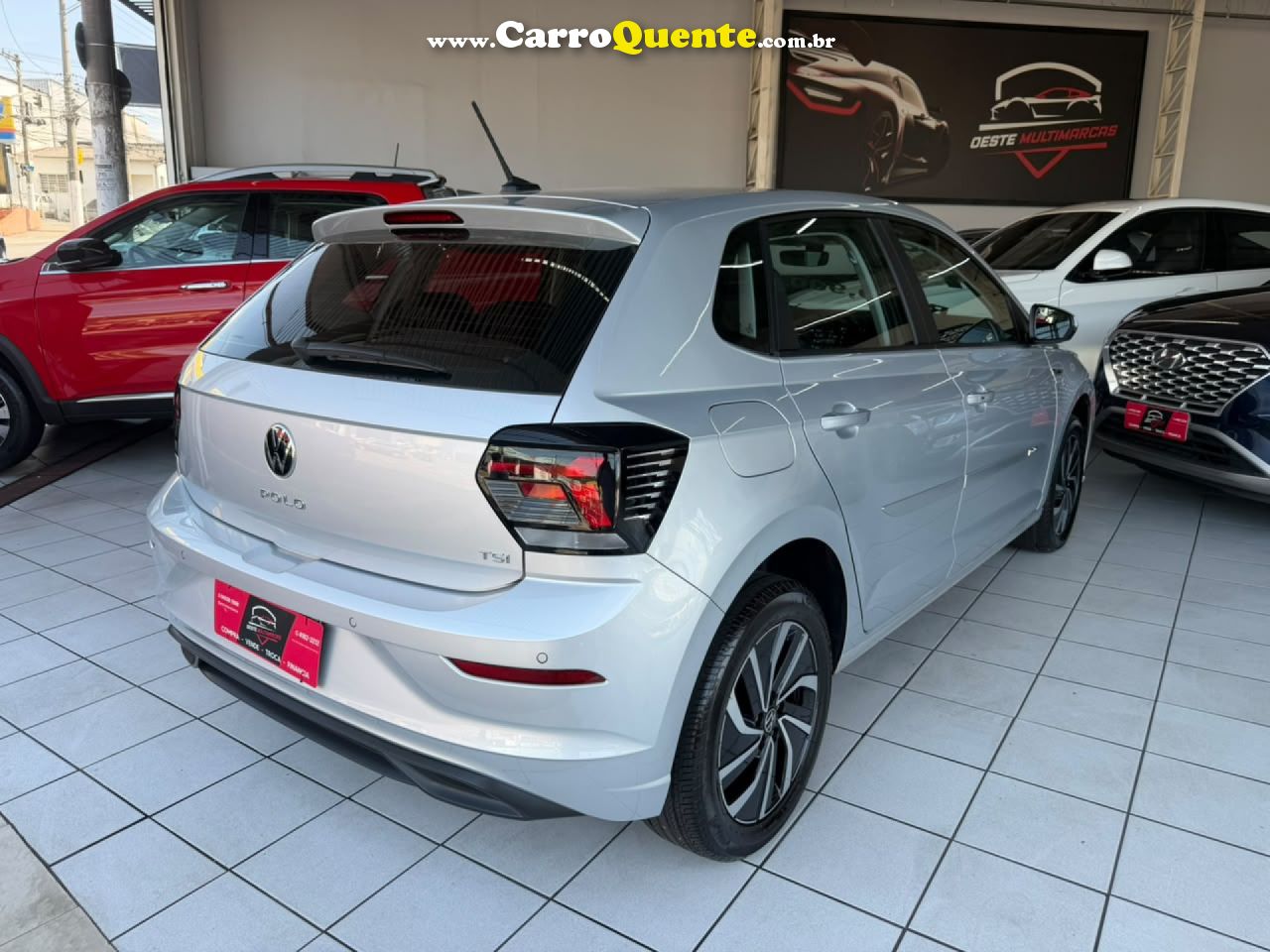 VOLKSWAGEN   POLO HIGHLINE 200 TSI 1.0 FLEX 12V AUT.   PRATA 2025 1.0 FLEX - Loja