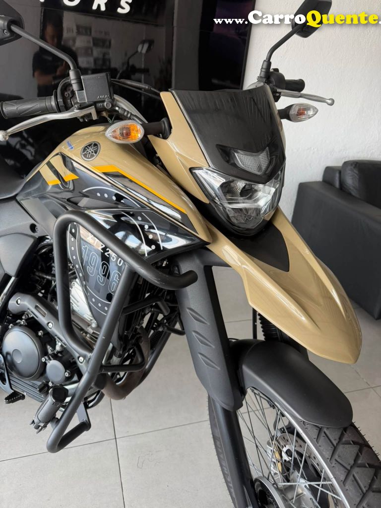 YAMAHA    XTZ 250 LANDER   BEGE 2023 250 FLEX - Loja