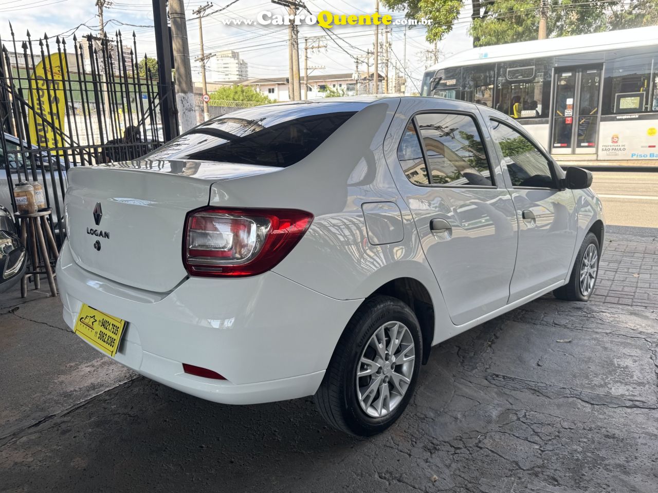 RENAULT   LOGAN LIFE FLEX 1.0 12V 4P MEC.   BRANCO 2023 1.0 FLEX - Loja