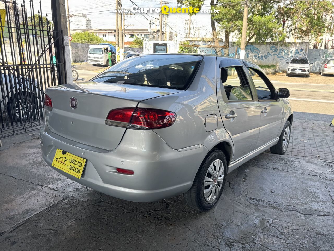 FIAT   SIENA EL 1.0 MPI FIRE FLEX 8V 4P   PRATA 2015 1.0 FLEX - Loja
