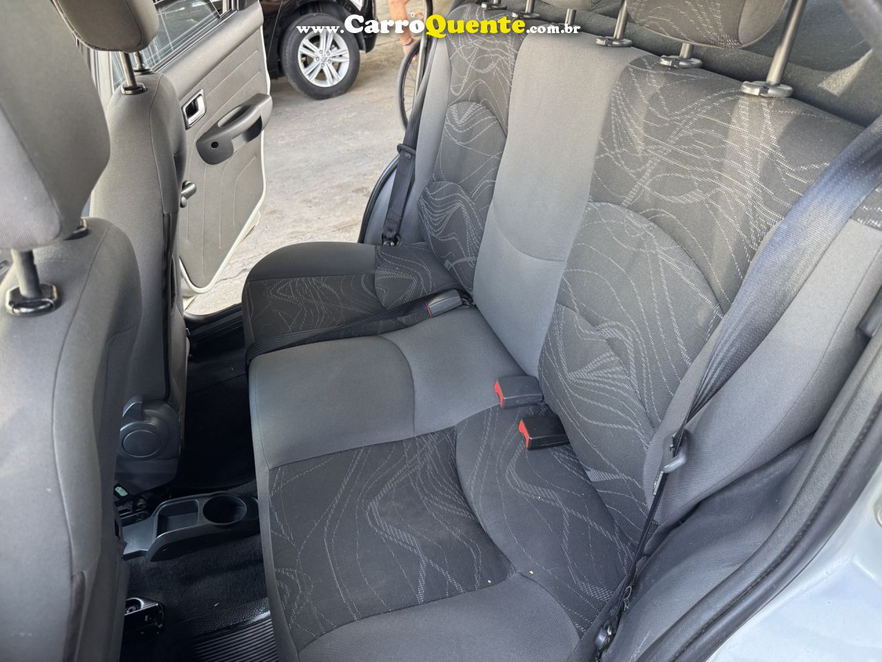 FIAT   SIENA EL 1.0 MPI FIRE FLEX 8V 4P   PRATA 2015 1.0 FLEX - Loja