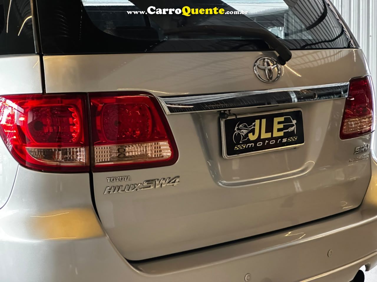 TOYOTA   HILUX SW4 SRV 4X4   PRATA 2008 3.0 DIESEL - Loja