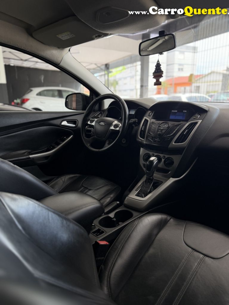 FORD   FOCUS 2.0 16VSESE PLUS FLEX 5P AUT.   PRETO 2014 2.0 FLEX - Loja