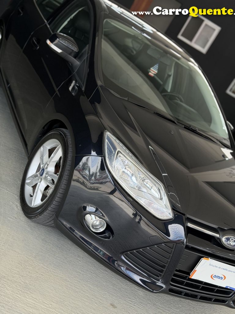FORD   FOCUS 2.0 16VSESE PLUS FLEX 5P AUT.   PRETO 2014 2.0 FLEX - Loja