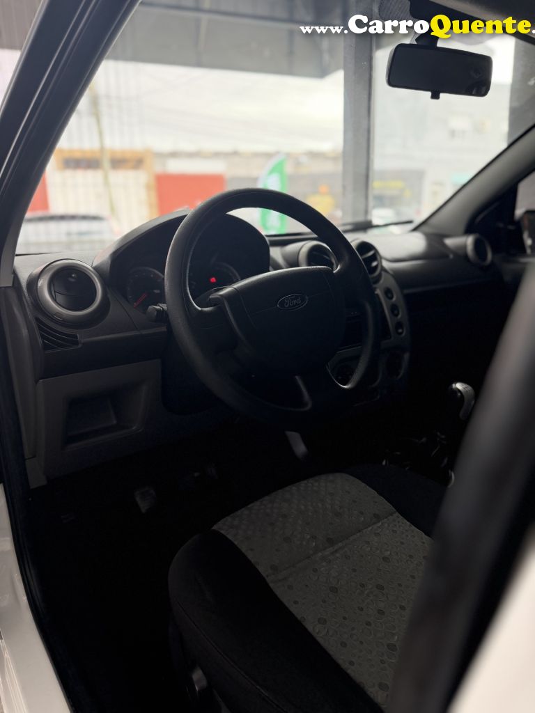 FORD   FIESTA 1.6 8V FLEXCLASS 1.6 8V FLEX 5P   BRANCO 2013 1.6 FLEX - Loja