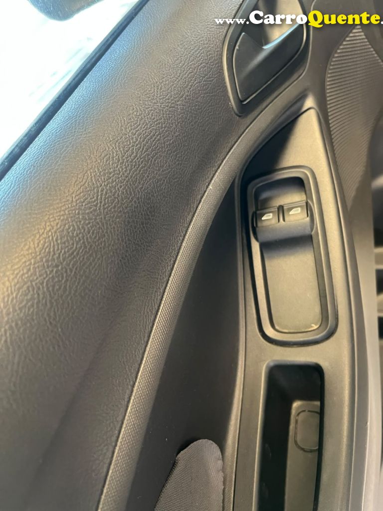 FORD   KA 1.0 SEL TIVCT FLEX 5P   BRANCO 2015 1.0 FLEX - Loja