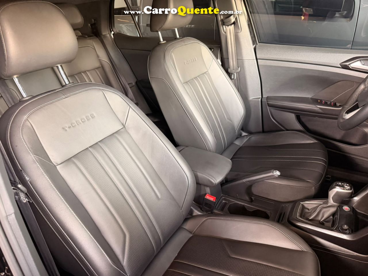 VOLKSWAGEN   T-CROSS HIGHLINE 1.4 TSI FLEX 16V 5P AUT   PRETO 2025 1.4 FLEX - Loja