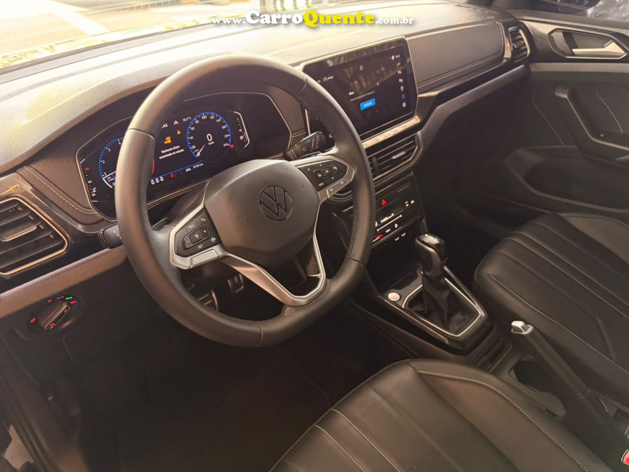 VOLKSWAGEN   T-CROSS HIGHLINE 1.4 TSI FLEX 16V 5P AUT   PRETO 2025 1.4 FLEX - Loja