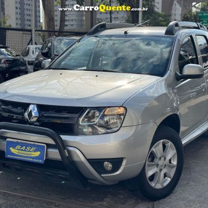 RENAULT   DUSTER DYNAMIQUE 2.0 FLEX 16V AUT.   PRATA 2017 2.0 FLEX