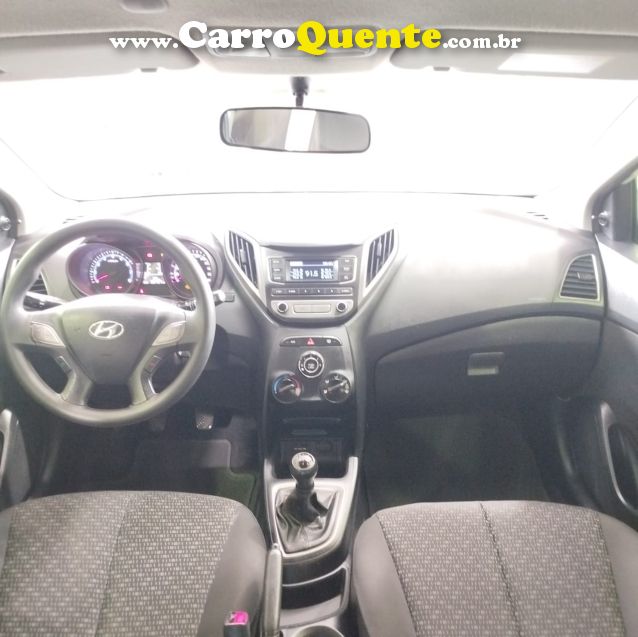 Hyundai HB20 1.0 COMFORT 12V FLEX 4P MANUAL - Loja