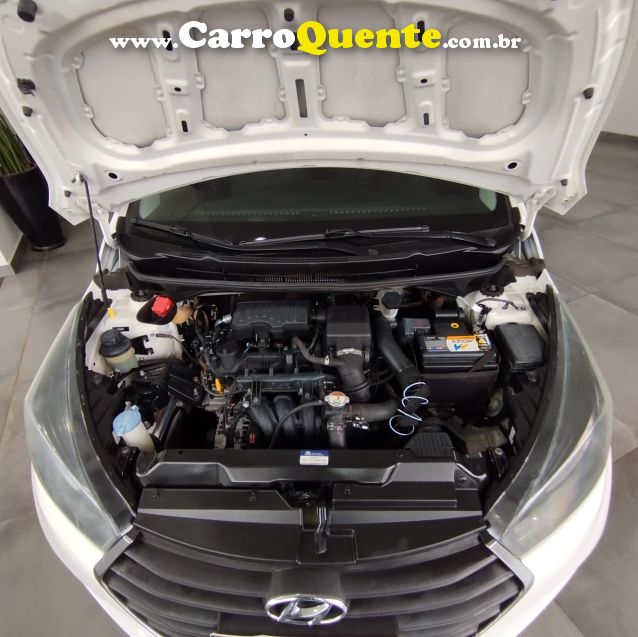 Hyundai HB20 1.0 COMFORT 12V FLEX 4P MANUAL - Loja