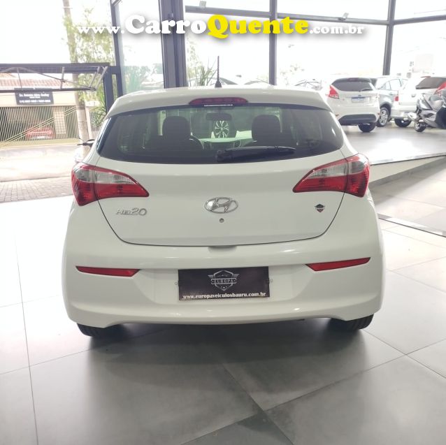 Hyundai HB20 1.0 COMFORT 12V FLEX 4P MANUAL - Loja